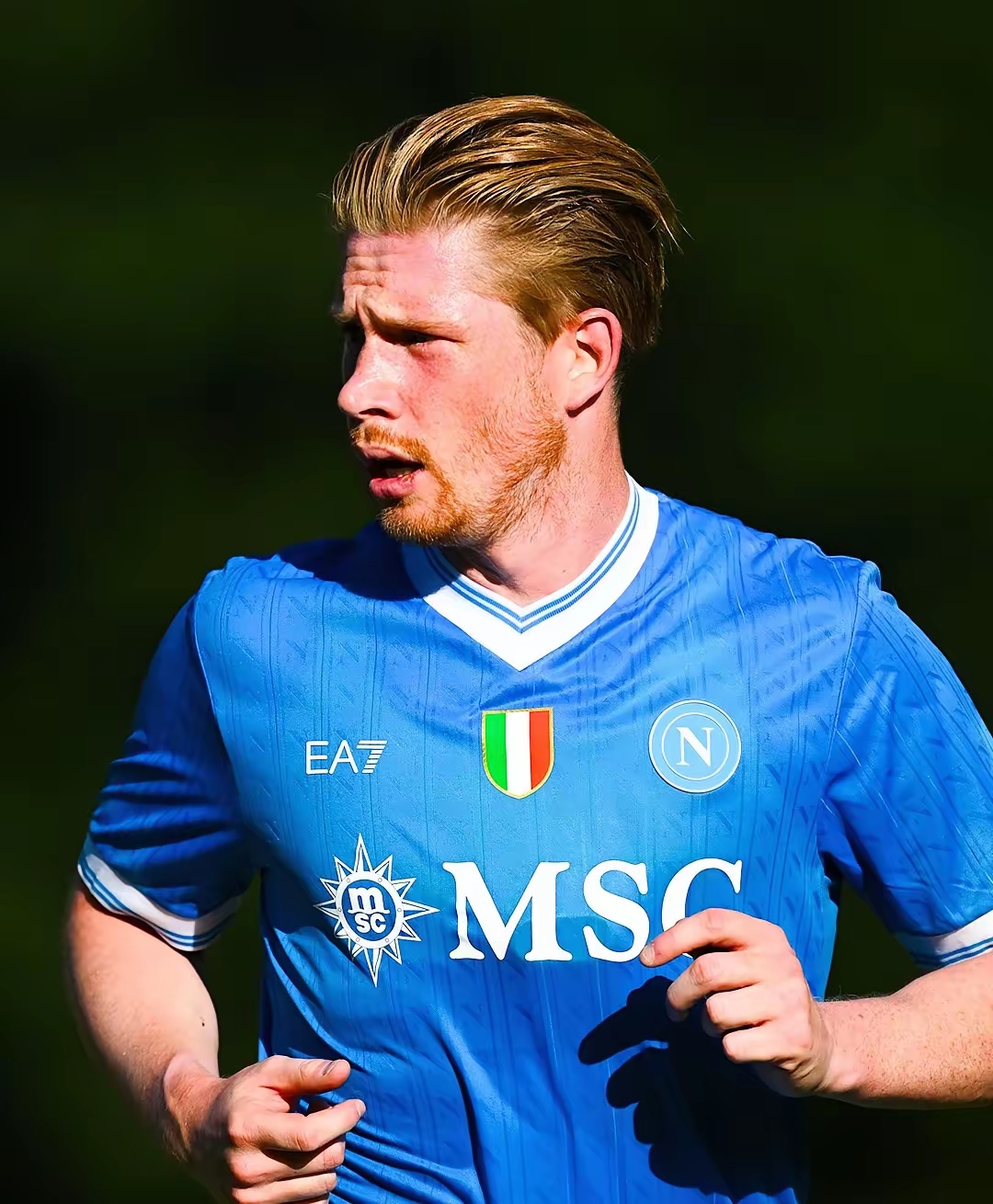 F1世界冠军现身2025阿布扎比大奖赛